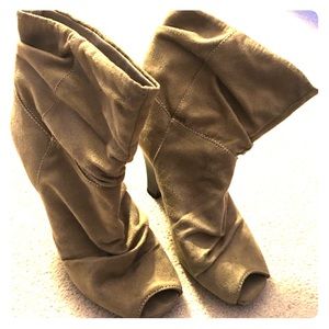 Maxton Slouchy Boot